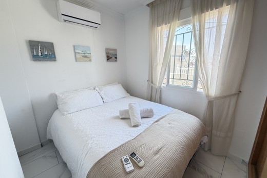 Resale - Villa - Villamartin