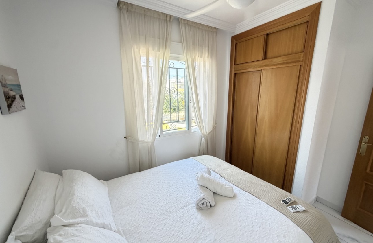 Resale - Villa - Villamartin