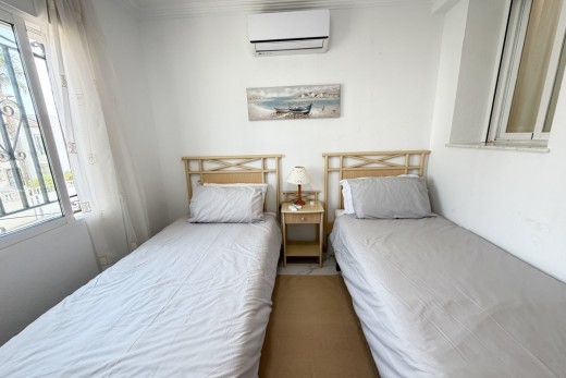 Resale - Villa - Villamartin