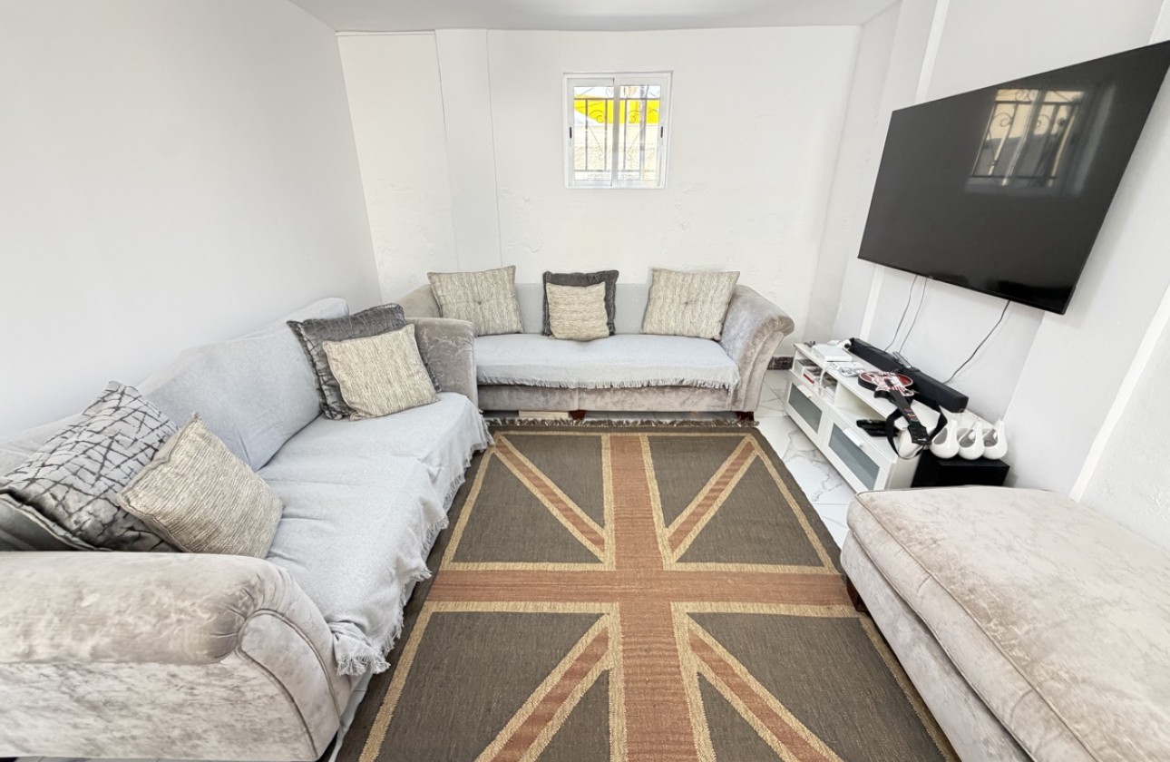 Resale - Villa - Villamartin