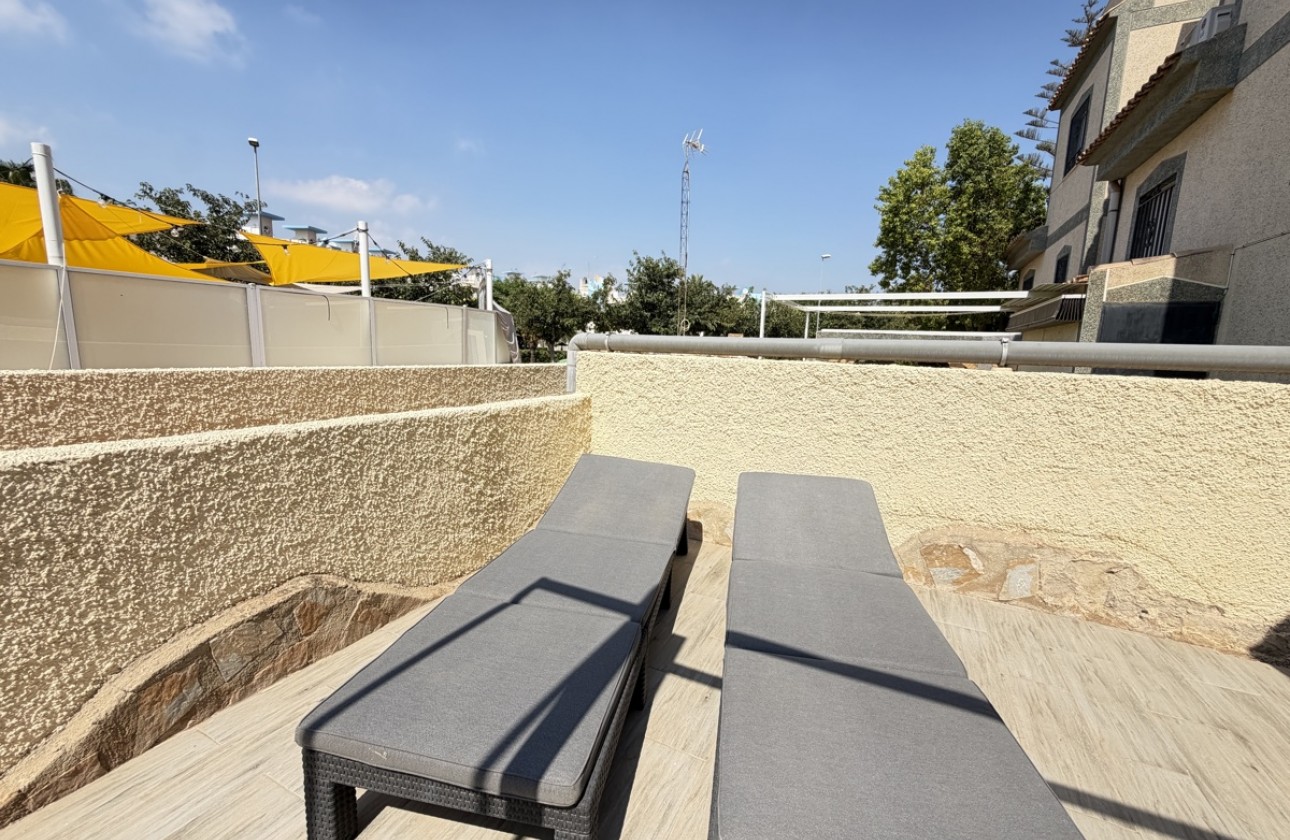 Resale - Villa - Villamartin