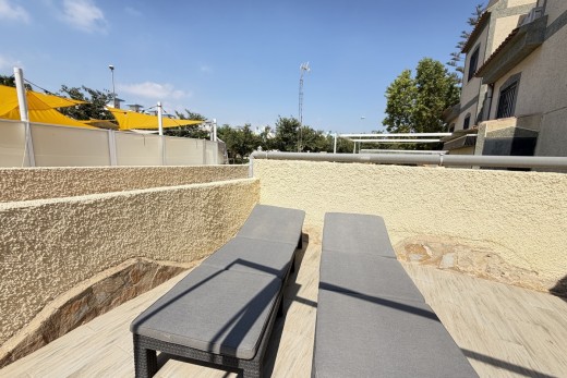 Resale - Villa - Villamartin