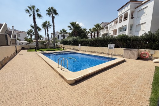 Resale - Villa - Villamartin
