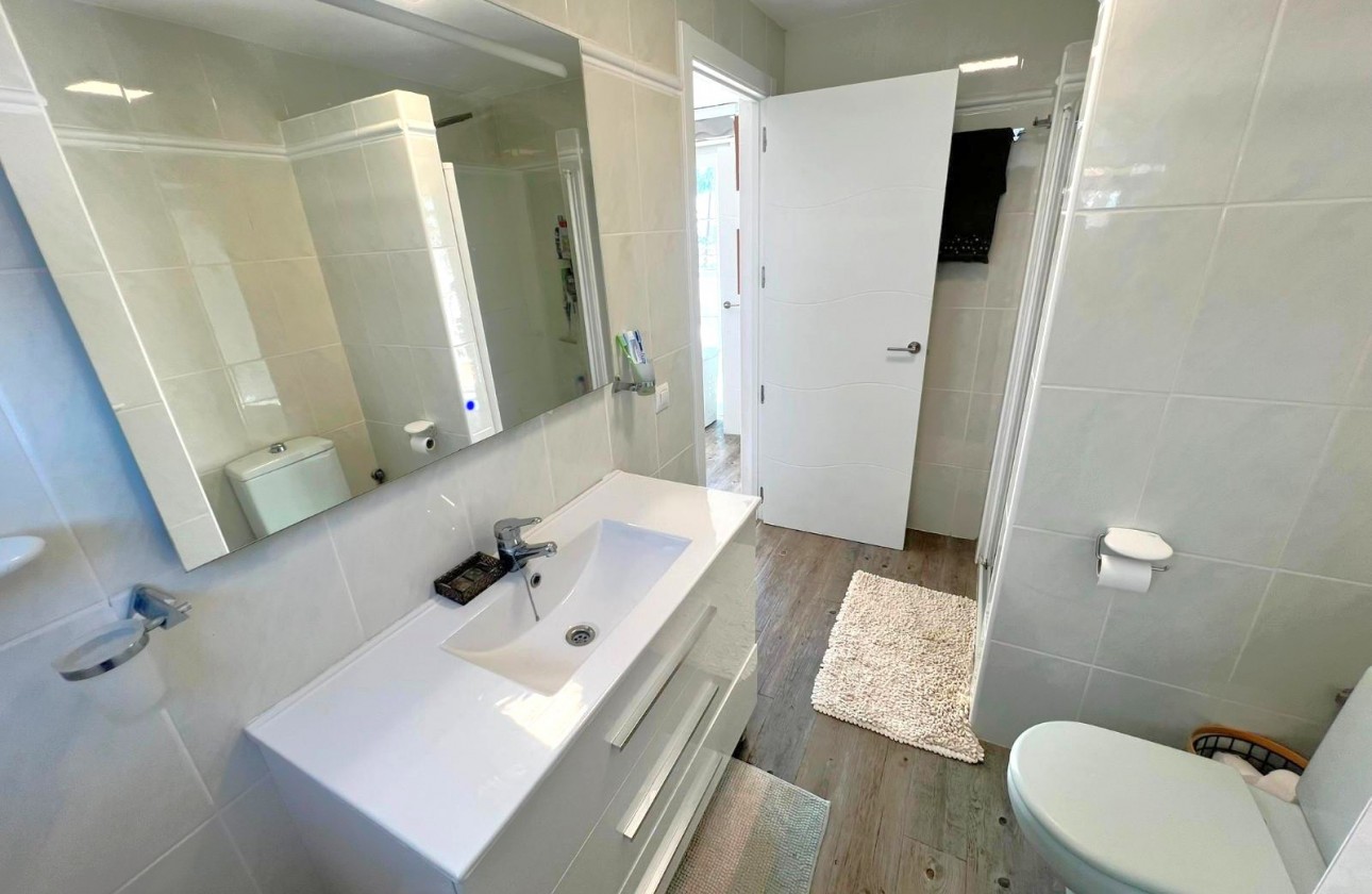 Reventa - Chalet - Orihuela Costa - Villamartin