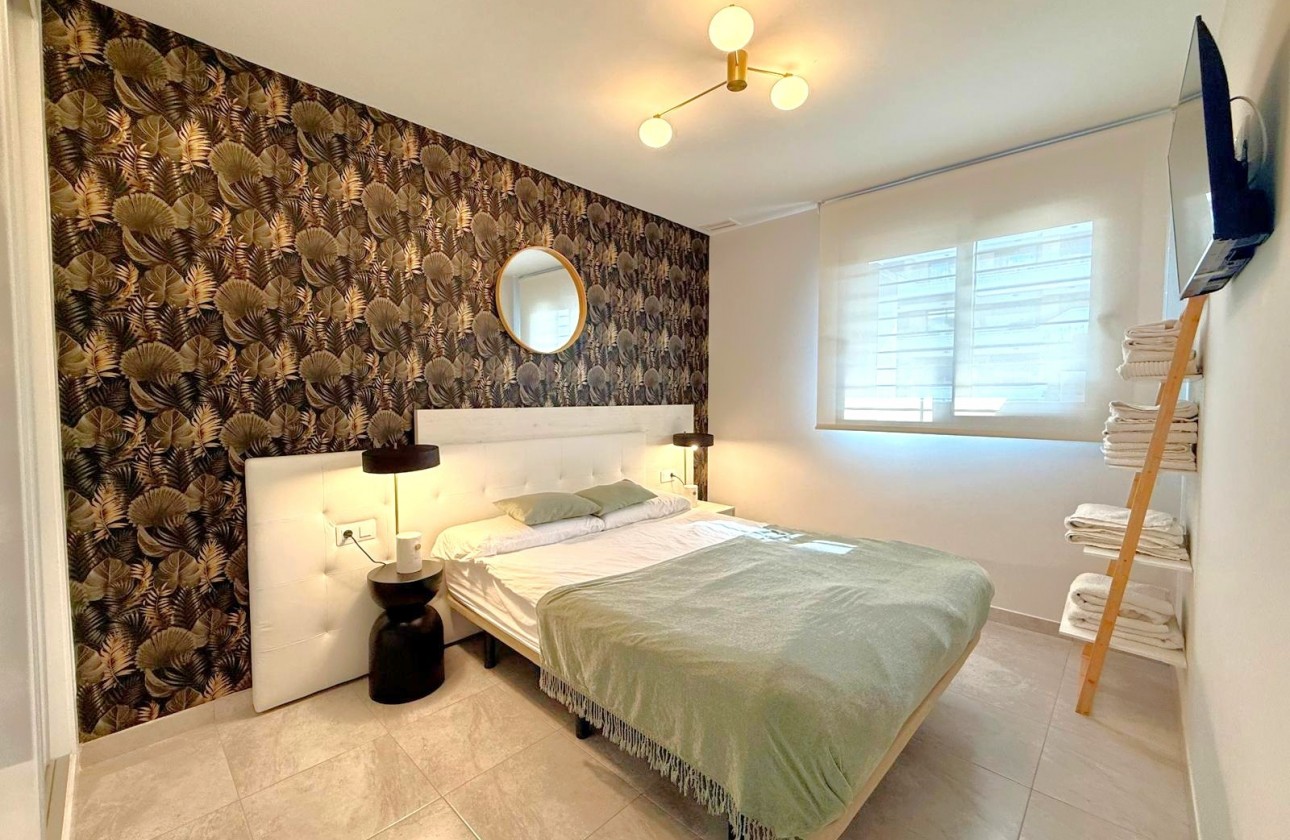 Resale - Apartment - Orihuela Costa - Villamartin