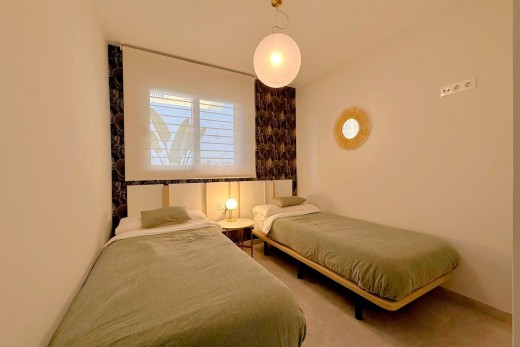 Resale - Apartment - Orihuela Costa - Villamartin