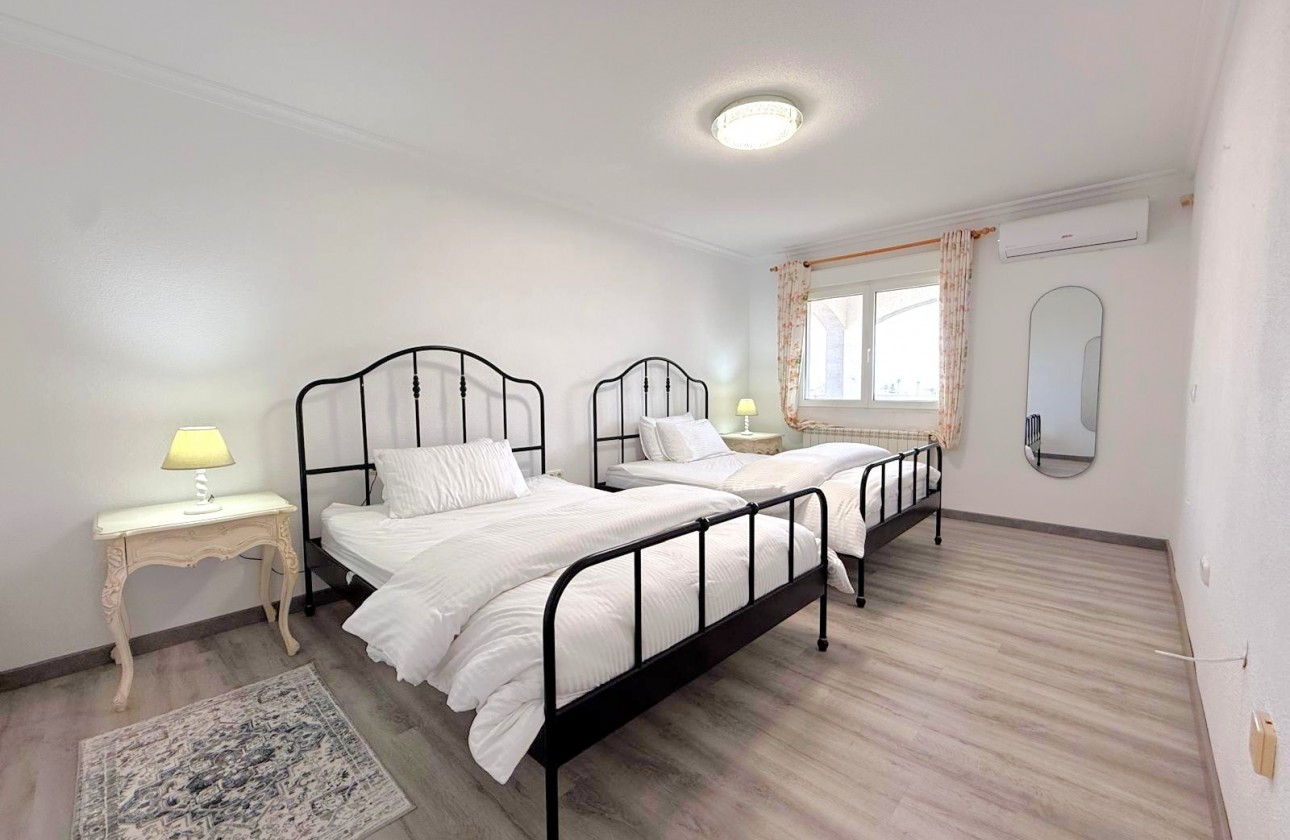 Reventa - Chalet - San Miguel De Salinas - Blue Lagoon