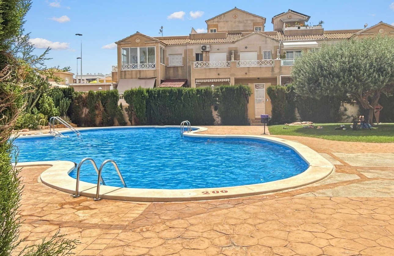 Resale - Townhouse - Torrevieja