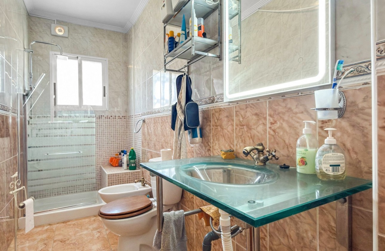 Resale - Townhouse - Torrevieja