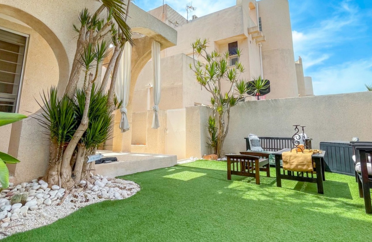 Reventa - Adosado - Torrevieja - La Siesta - El Salado -  Torreta