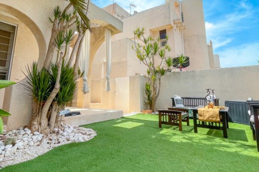 Reventa - Adosado - Torrevieja - La Siesta - El Salado -  Torreta