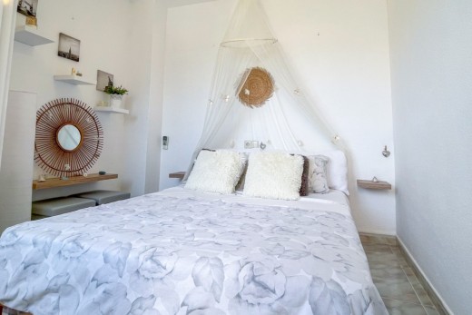 Reventa - Adosado - Torrevieja - La Siesta - El Salado -  Torreta