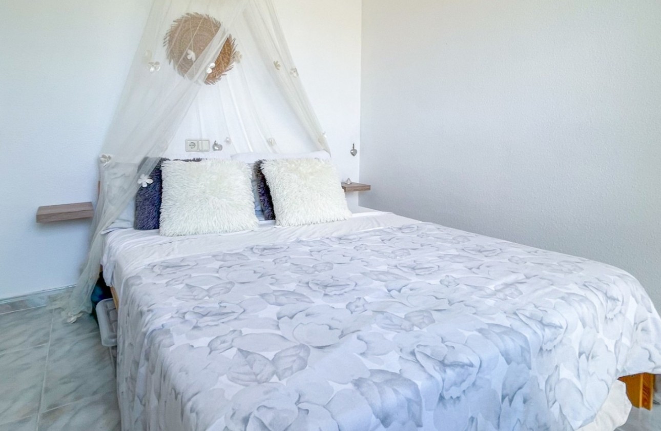 Reventa - Adosado - Torrevieja - La Siesta - El Salado -  Torreta