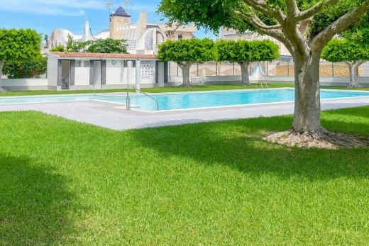 Reventa - Adosado - Torrevieja - La Siesta - El Salado -  Torreta