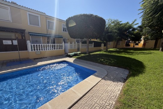 Reventa - Apartamento - Villamartin