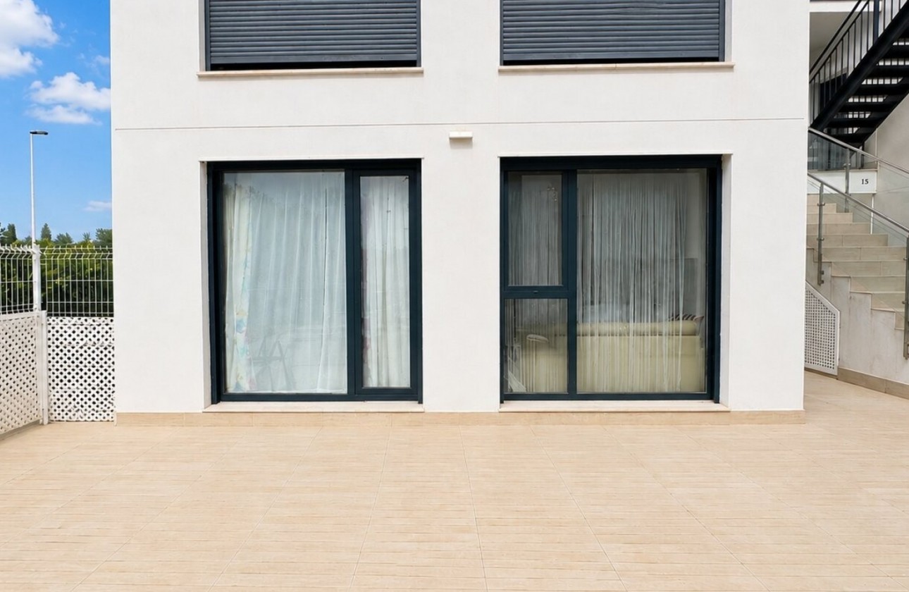 Resale - Apartment - Orihuela Costa - Punta Prima