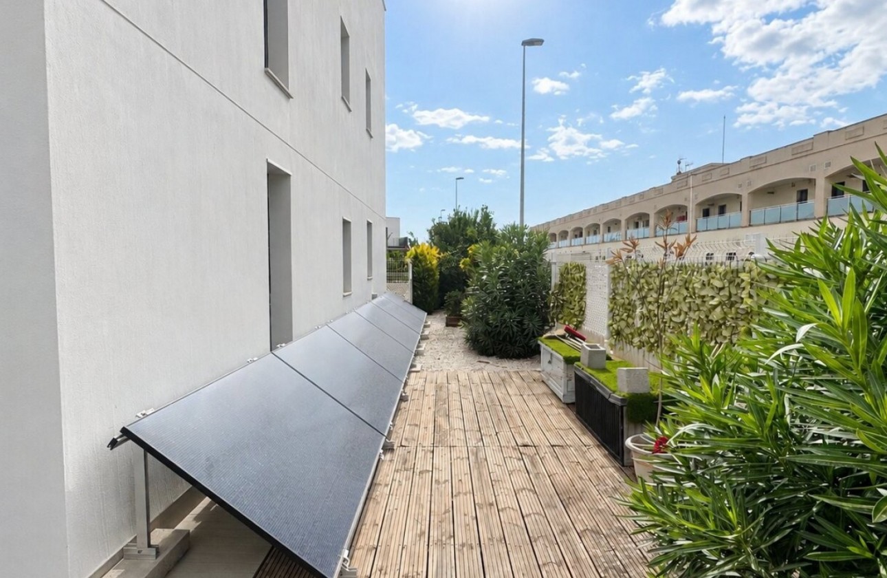 Resale - Apartment - Orihuela Costa - Punta Prima
