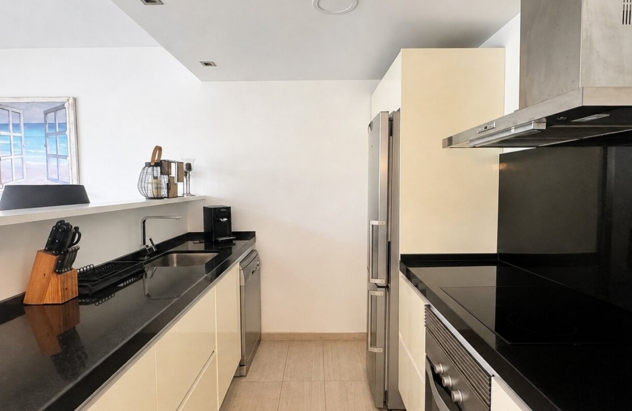 Resale - Apartment - Orihuela Costa - Punta Prima