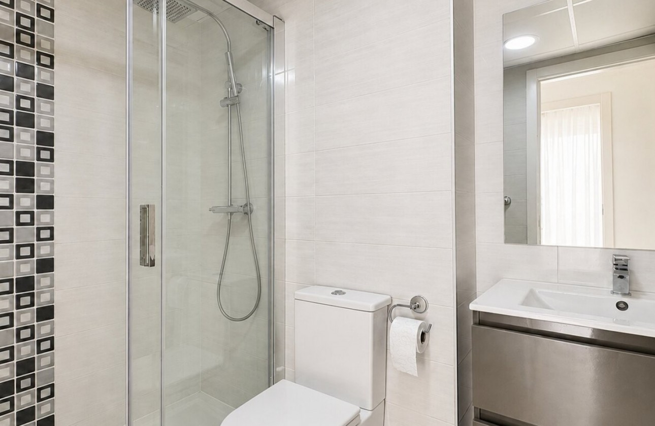 Resale - Apartment - Orihuela Costa - Punta Prima