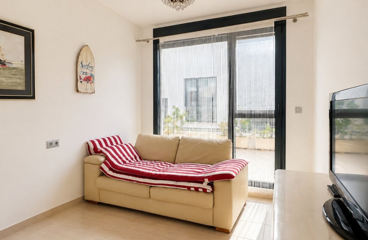 Resale - Apartment - Orihuela Costa - Punta Prima