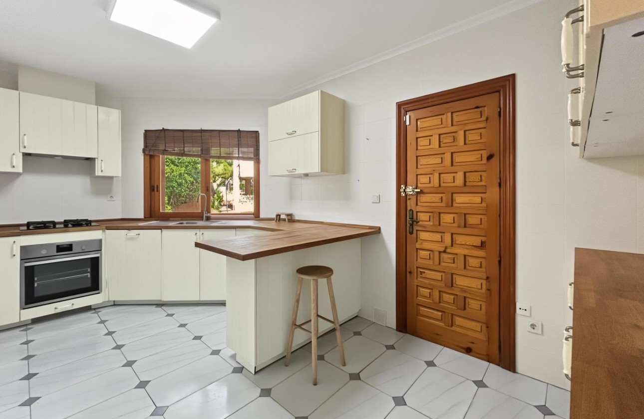 Reventa - Chalet - Orihuela Costa - Campoamor