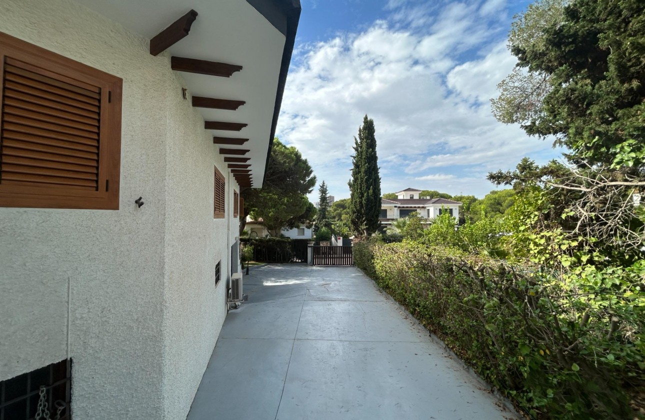 Reventa - Chalet - Orihuela Costa - Campoamor