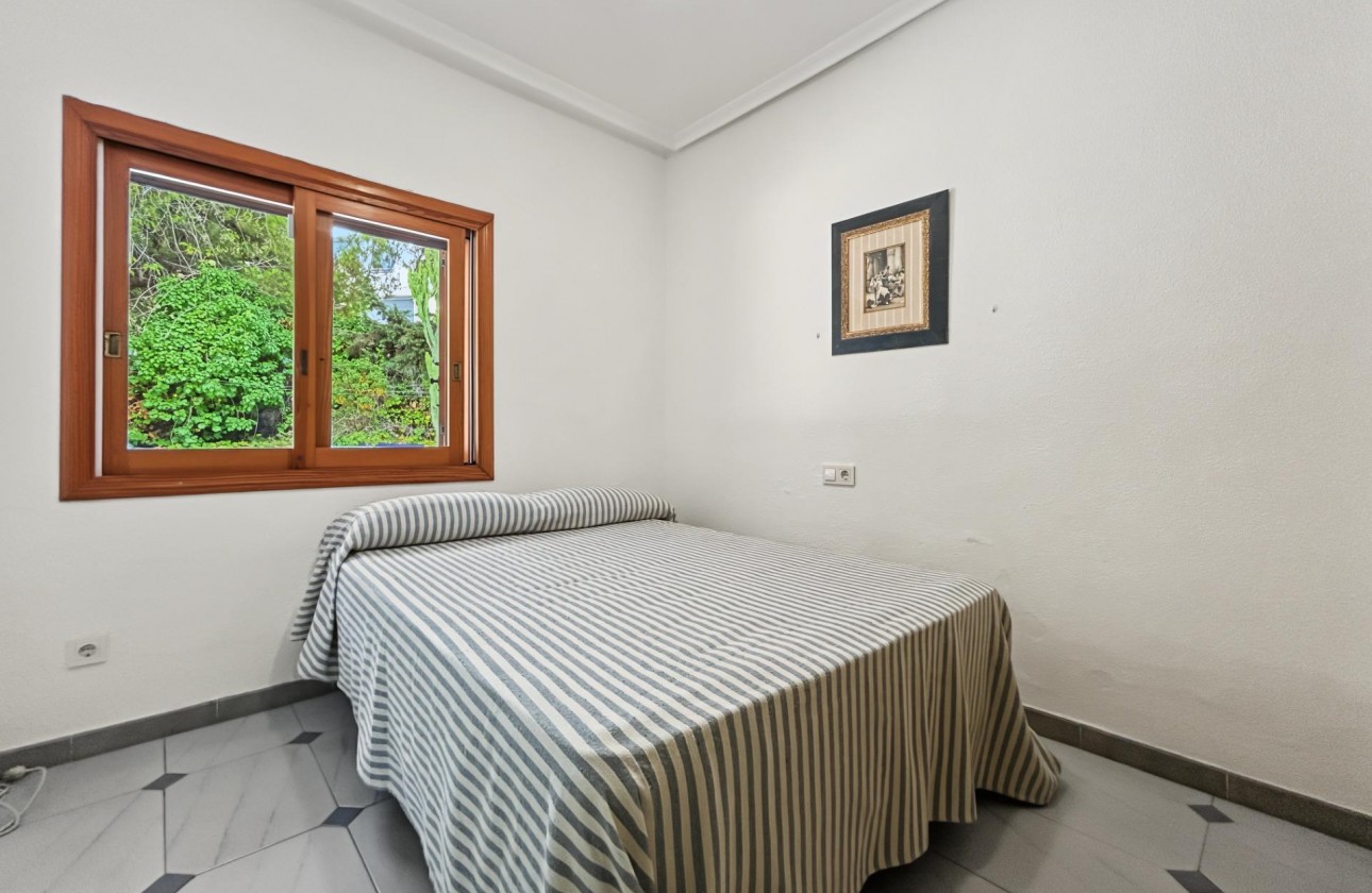 Reventa - Chalet - Orihuela Costa - Campoamor