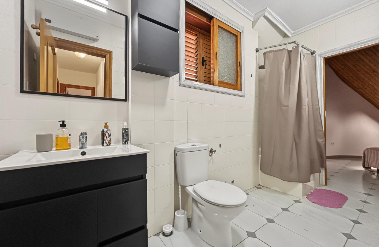 Reventa - Chalet - Orihuela Costa - Campoamor
