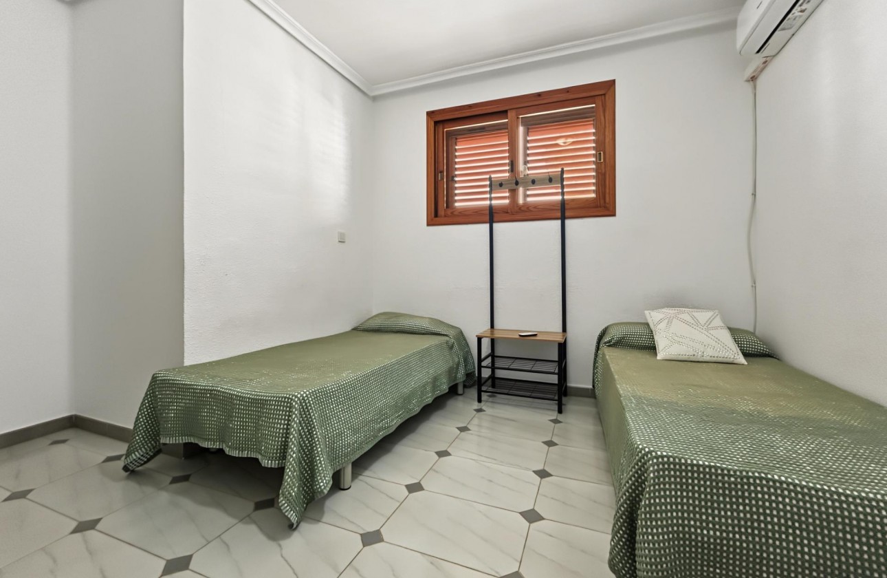 Reventa - Chalet - Orihuela Costa - Campoamor