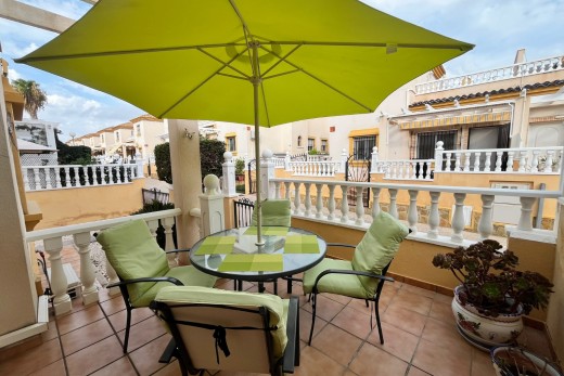 Resale - Quad House - Villamartin - PAU 8