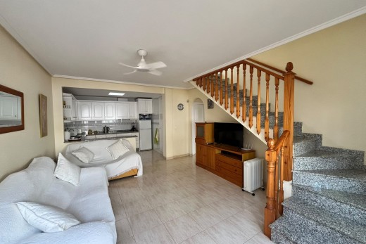 Resale - Quad House - Villamartin - PAU 8
