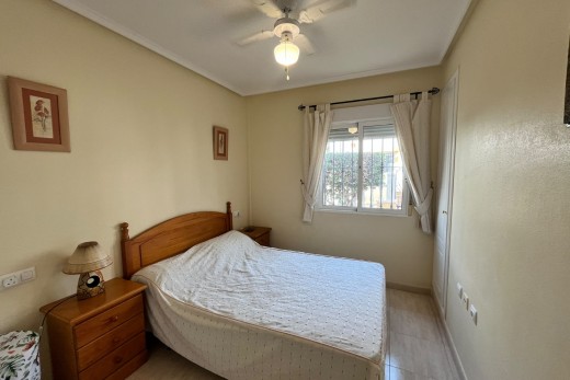 Resale - Quad House - Villamartin - PAU 8