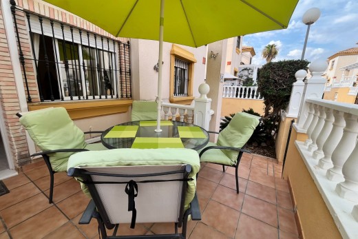Resale - Quad House - Villamartin - PAU 8
