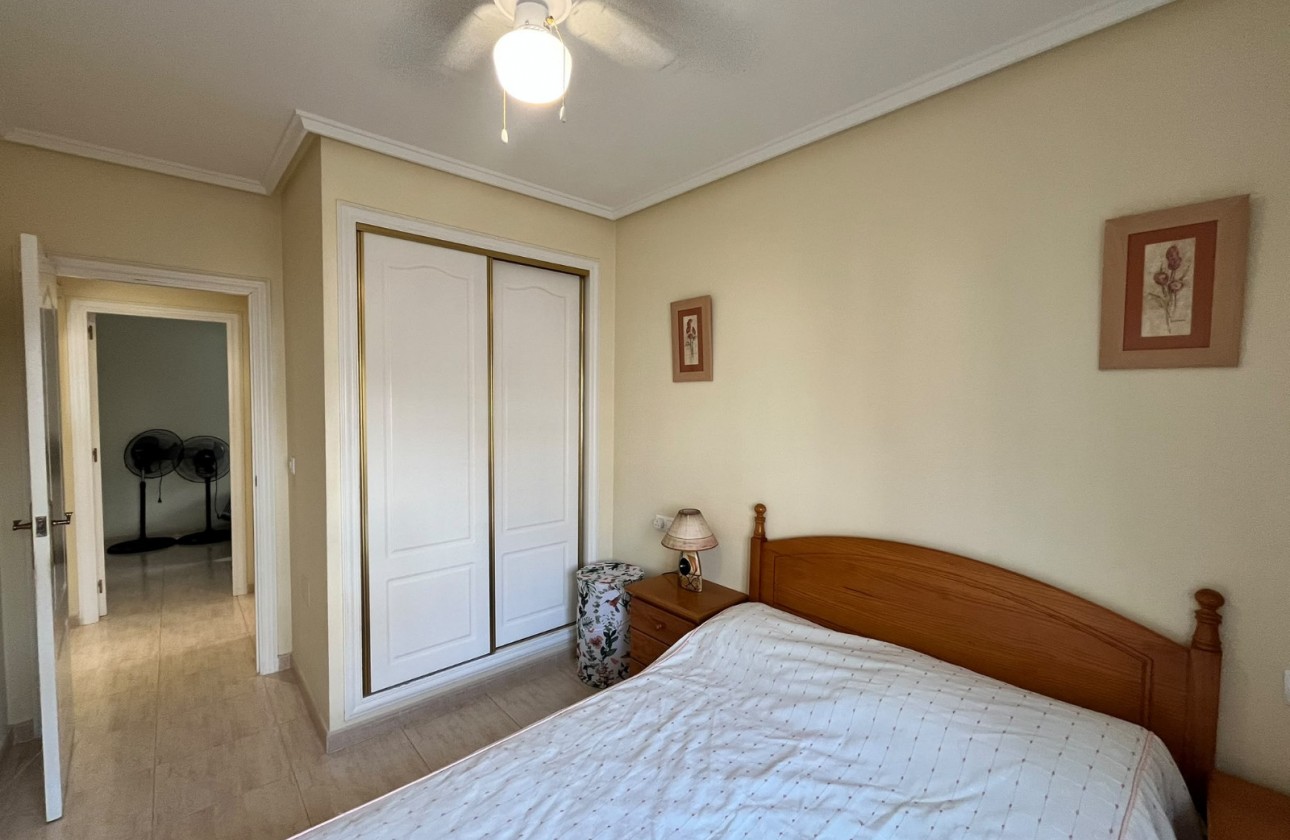 Resale - Quad House - Villamartin - PAU 8