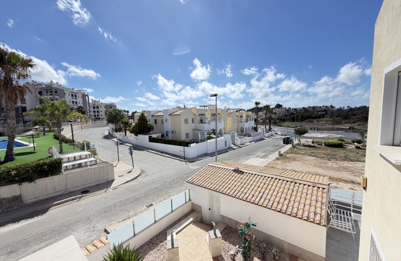 Återförsäljning -  - Villamartin