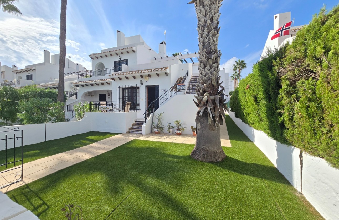 Reventa - Townhouse * - Villamartin * - Los Dolses *
