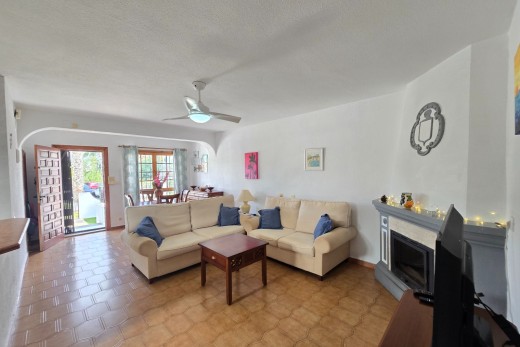 Reventa - Townhouse * - Villamartin * - Los Dolses *