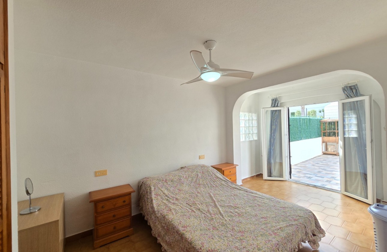 Reventa - Townhouse * - Villamartin * - Los Dolses *