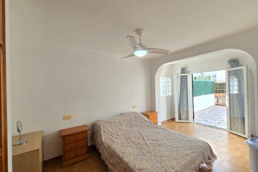 Reventa - Townhouse * - Villamartin * - Los Dolses *