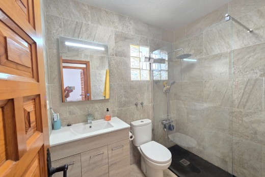 Reventa - Townhouse * - Villamartin * - Los Dolses *