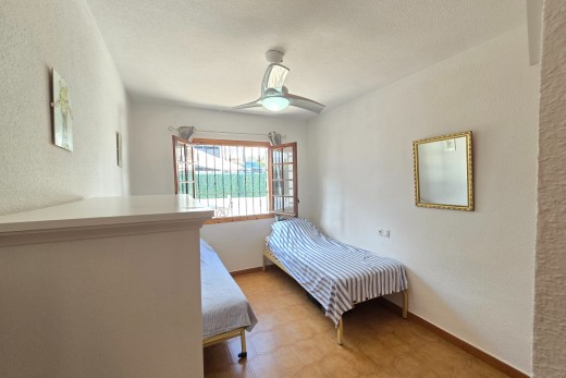 Reventa - Townhouse * - Villamartin * - Los Dolses *