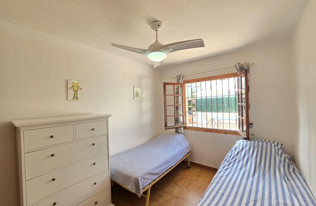 Reventa - Townhouse * - Villamartin * - Los Dolses *