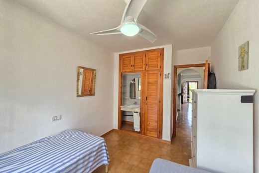 Reventa - Townhouse * - Villamartin * - Los Dolses *