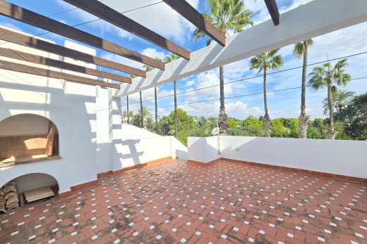 Reventa - Townhouse * - Villamartin * - Los Dolses *