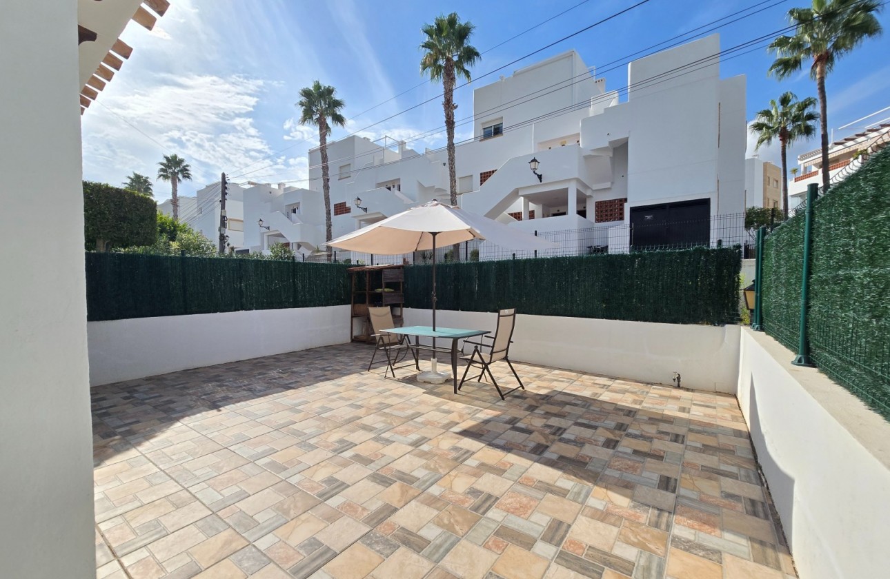 Reventa - Townhouse * - Villamartin * - Los Dolses *