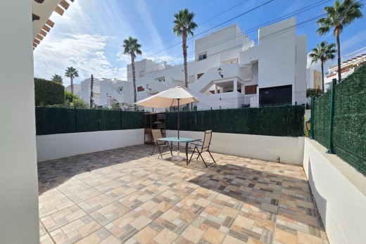 Reventa - Townhouse * - Villamartin * - Los Dolses *