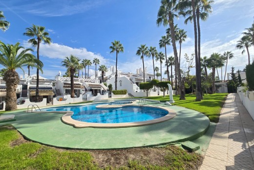 Reventa - Townhouse * - Villamartin * - Los Dolses *