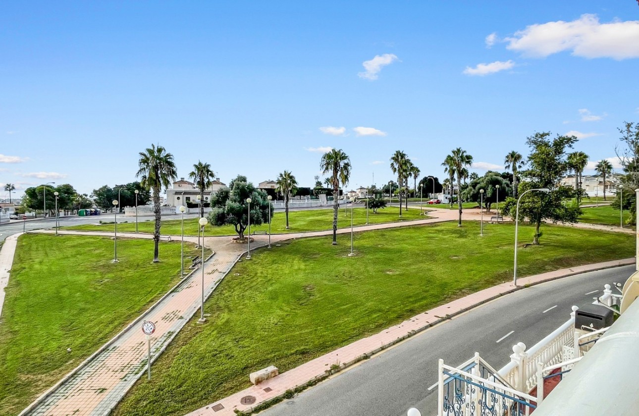 Resale - Apartment - Orihuela Costa - Los Altos *