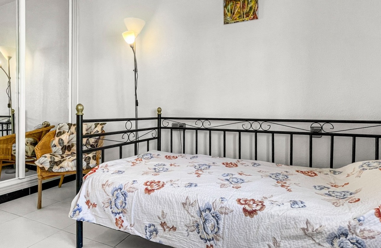 Resale - Apartment - Orihuela Costa - Los Altos *