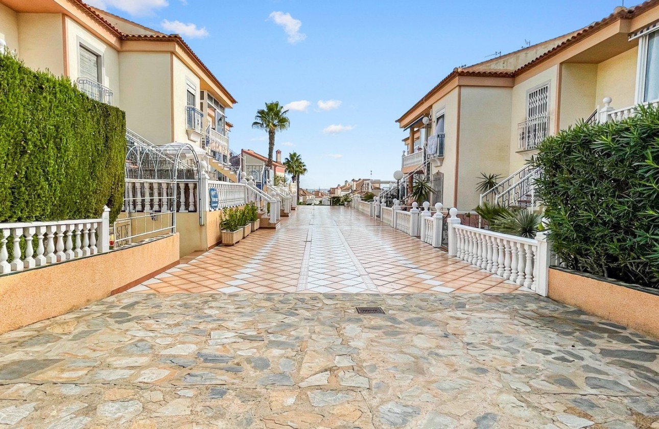 Resale - Apartment - Orihuela Costa - Los Altos *